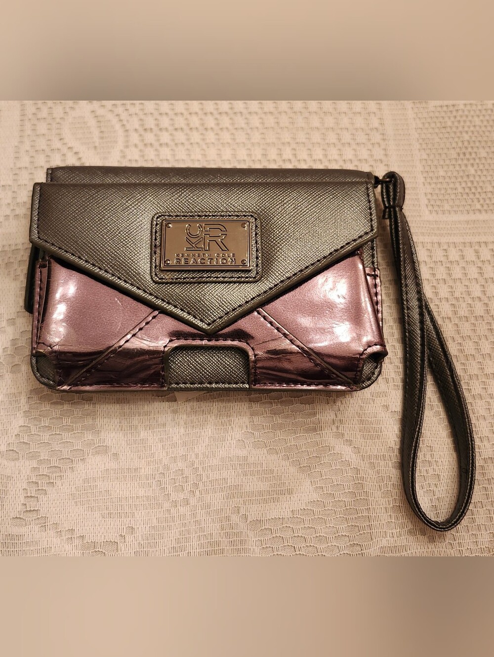 Kenneth Cole Reaction Metallic Gray And Purple Wristlet/Clutch
